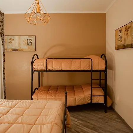 Domus Petri- Casa A S. Pietro-2